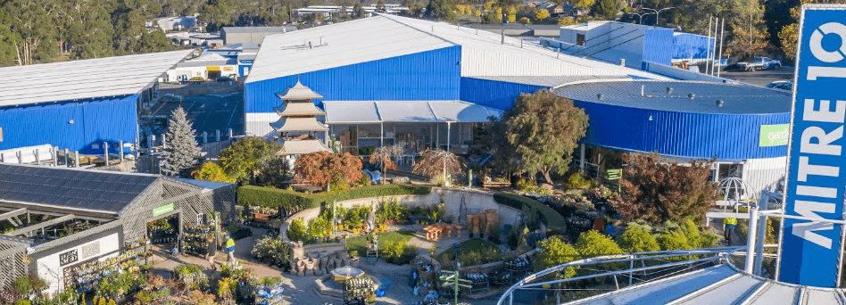 Clennets Mitre 10 Kingston outside